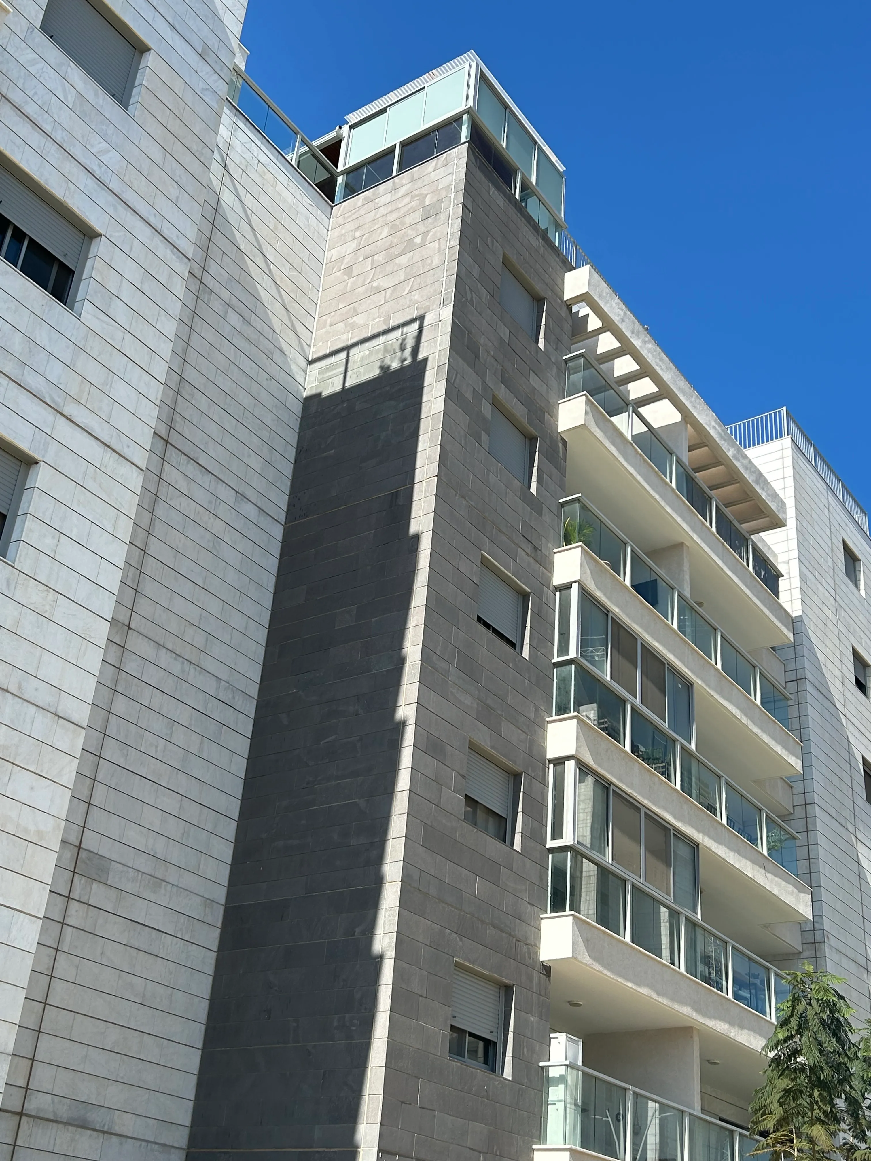 אשקלון בניינים מסוג בנייה טרומית של חברת אפי קפיטל